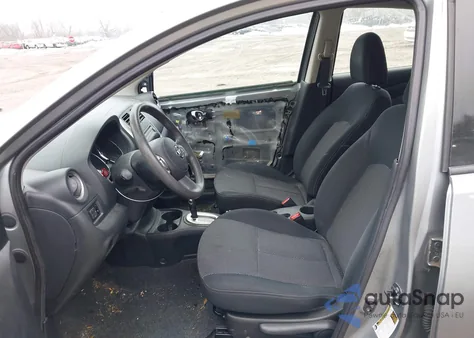 2014 Nissan Versa 1.6 Sv z USA, uszkodzony, nr VIN 3N1CN7AP1EL857590